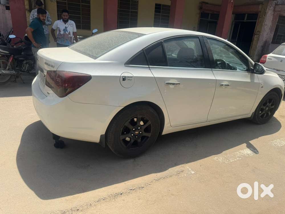 Chevrolet Cruze Diesel Mt 2013