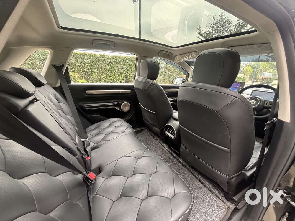Mg Windsor Ev Essence, 2025, Electric