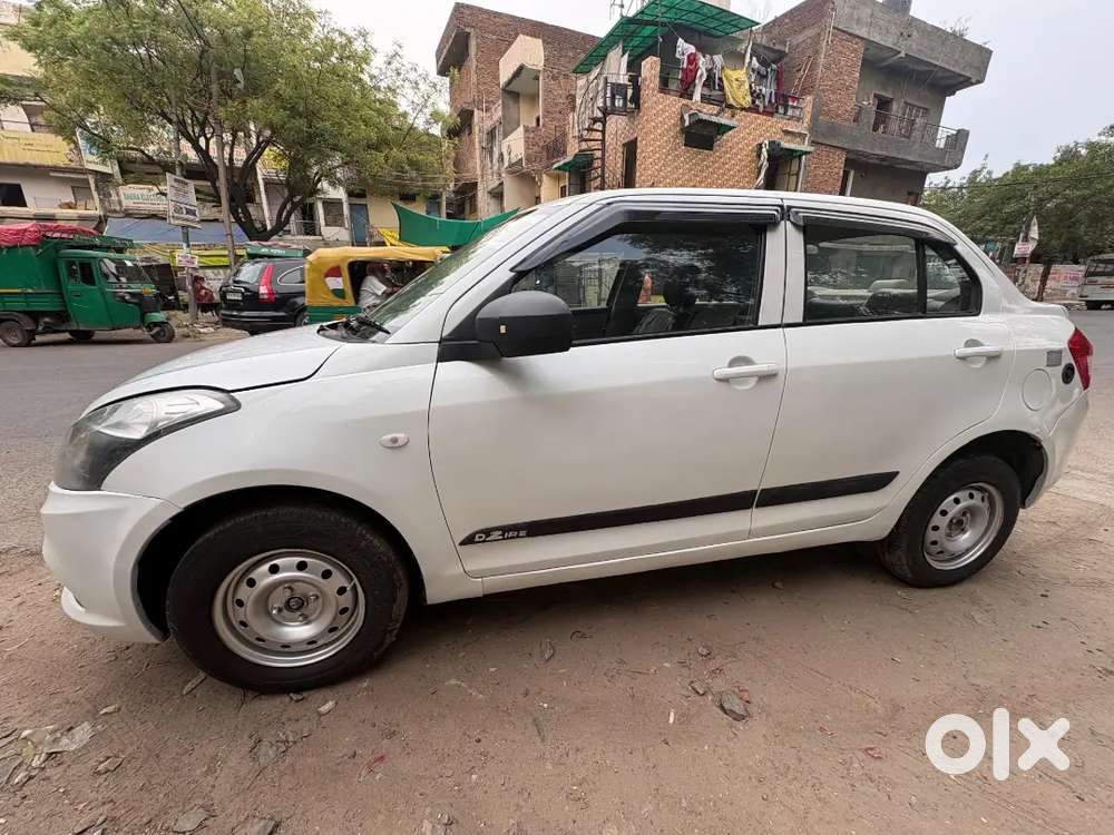 Maruti Suzuki Dzire 2018 Cng & Hybrids 80000 Km Driven