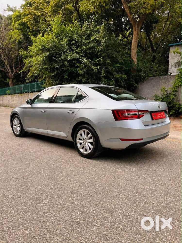 Skoda Superb 2.0 L&k Tsi At, 2020, Petrol