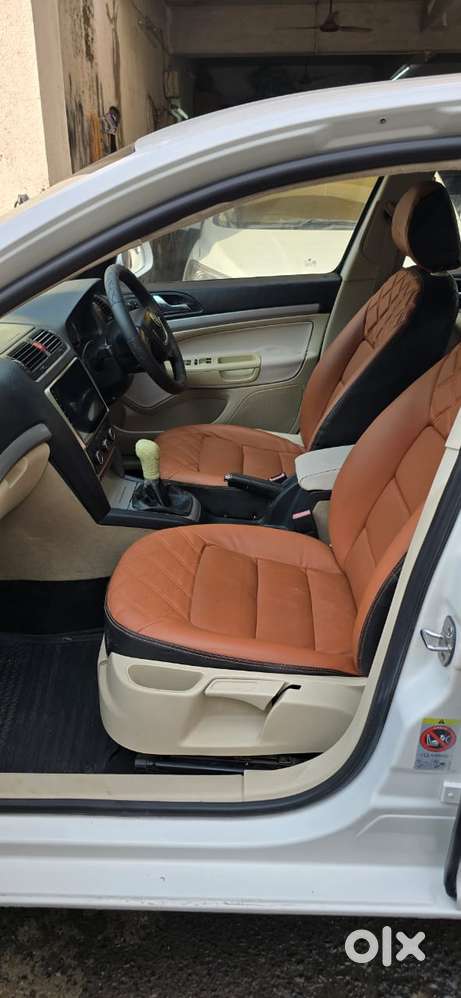 Skoda Laura Elegance 2.0 Tdi Cr Mt, 2014, Diesel