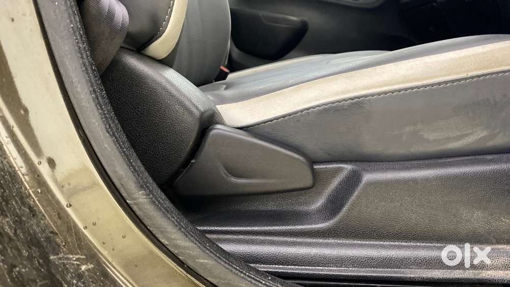 Renault Kwid 1.0 Rxt Amt Opt, 2017, Petrol