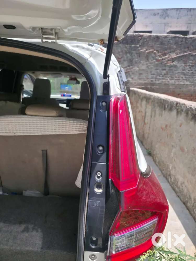 2022 Model Artiga Vxi Cng Green Second Owner Last Price 8,90 Lakh