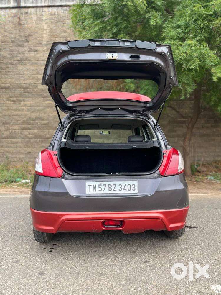 Maruti Suzuki Swift Vxi 1.2 Abs Bs-iv, 2016, Petrol