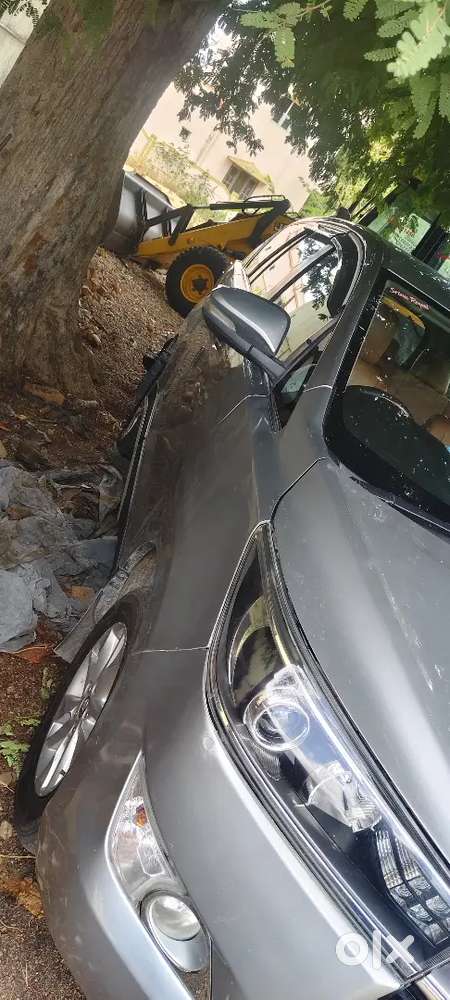 Toyota Innova Crysta 2017 Diesel Manual