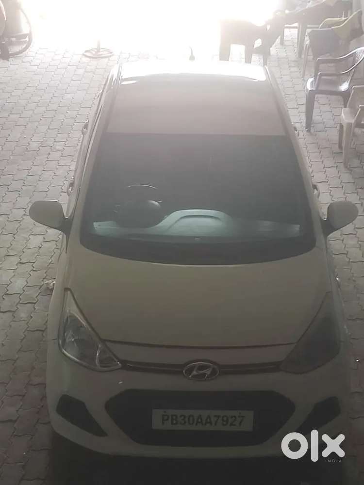 Hyundai Accent 2016 Petrol & Cng