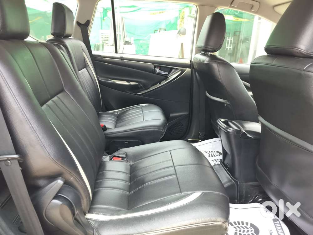 Toyota Innova Crysta 2.4 G Mt, 2017, Diesel