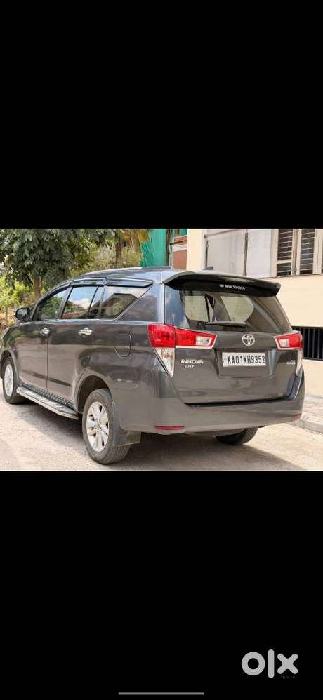 Toyota Innova Crysta 2.4 V, 2017, Diesel