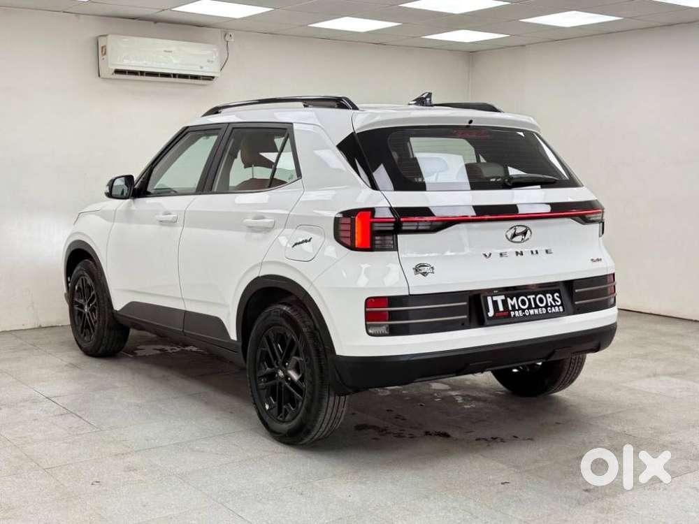 Hyundai Venue 1.0 Sx (o) Turbo Dct, 2024, Petrol