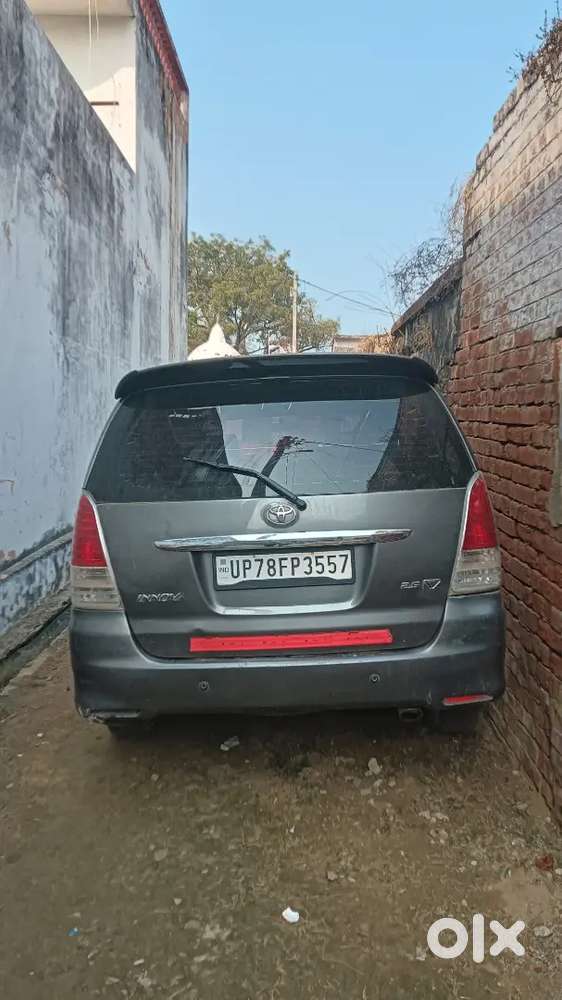 Toyota Innova 2009 Diesel 92000 Km Driven