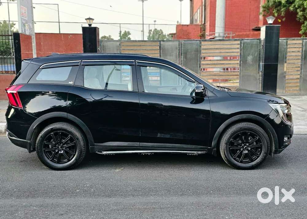 Mahindra Xuv700 2.0 Ax 7 Petrol At Luxury Pack Str, 2024, Petrol