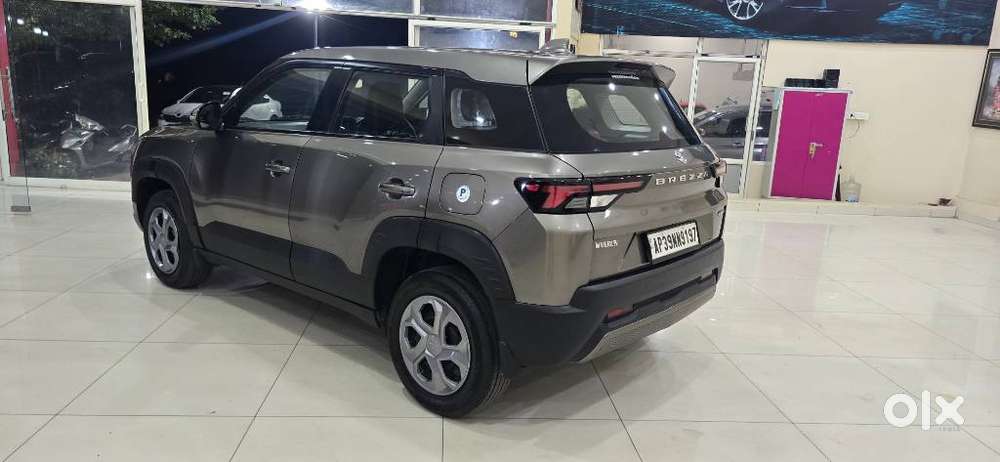 Maruti Suzuki Brezza 1.5 Vxi Smart Hybrid, 2022, Petrol