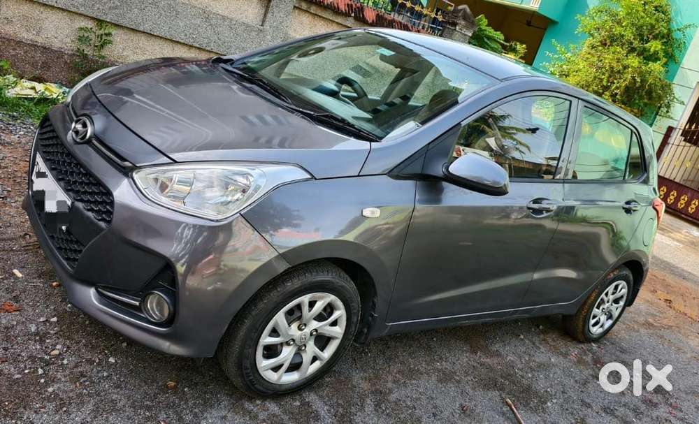 Hyundai Grand I10 Sportz, 2017, Petrol