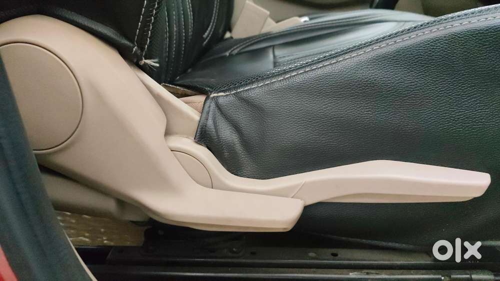 Maruti Suzuki Swift Dzire Zxi + Amt, 2017, Petrol