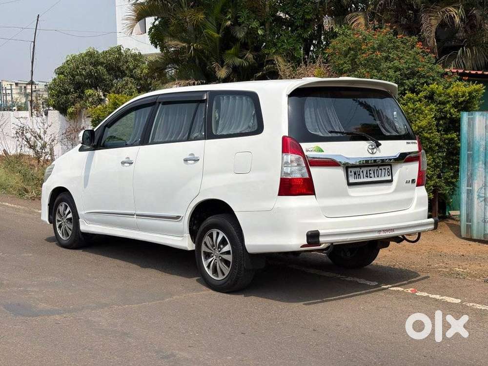 Toyota Innova 2.5 V 8 Str, 2015, Diesel