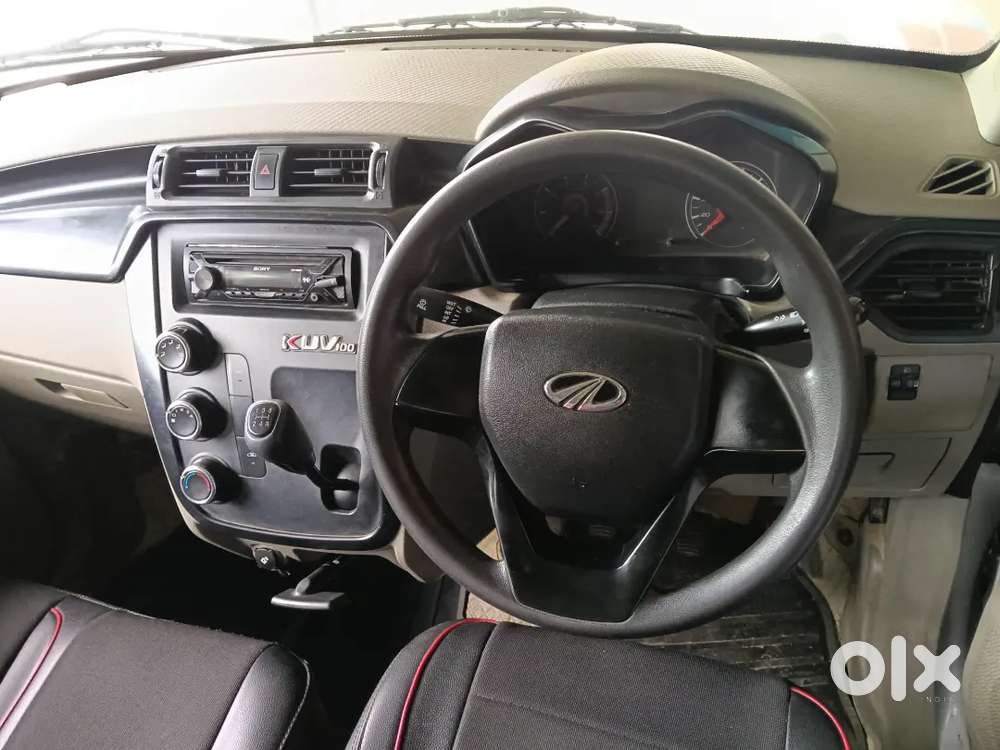 Mahindra Kuv 100 2017