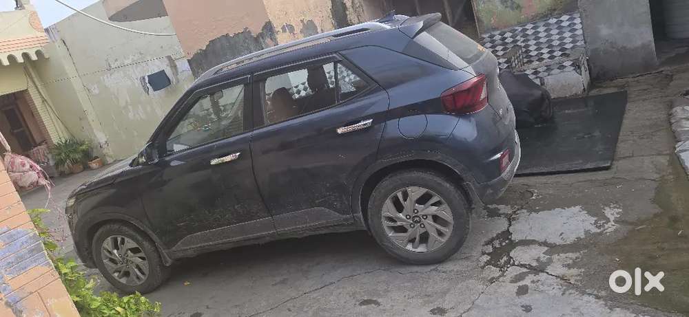 Hyundai Venue 2022 Diesel Car