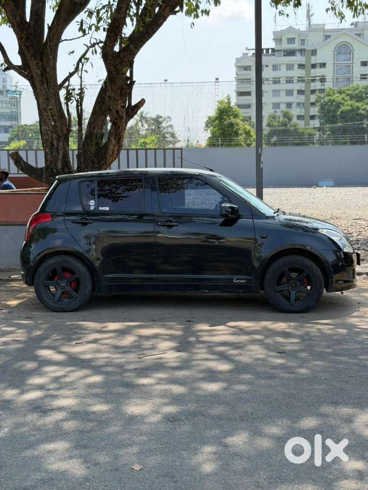 Maruti Suzuki Swift 2006 Petrol Well Maintained
