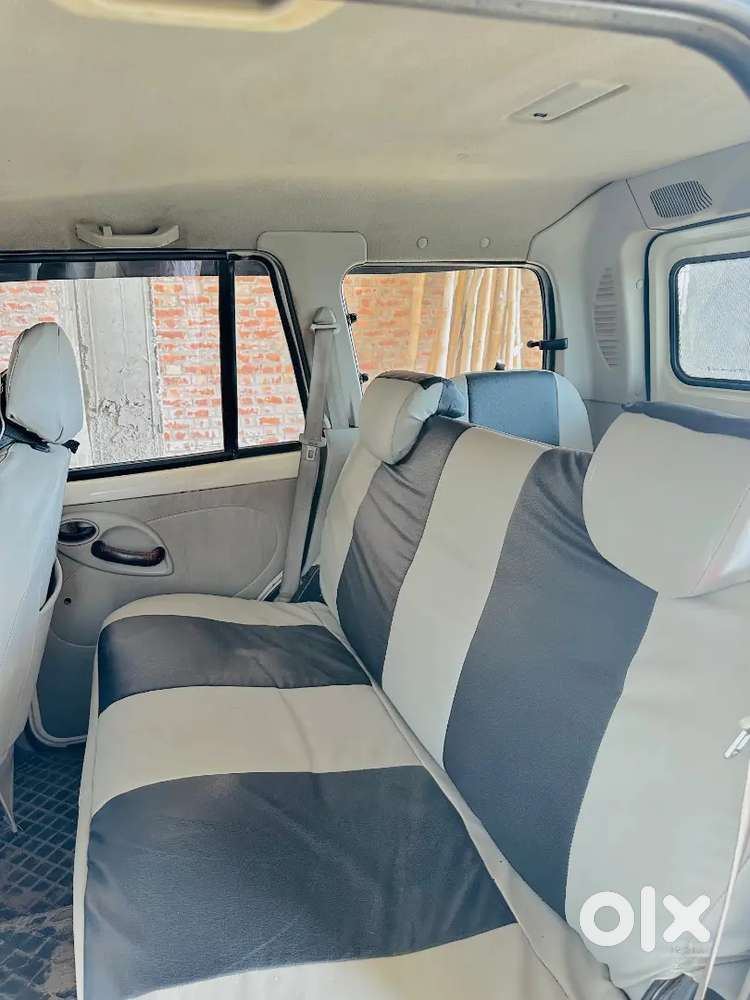 Mahindra Scorpio S4 Plus 2015