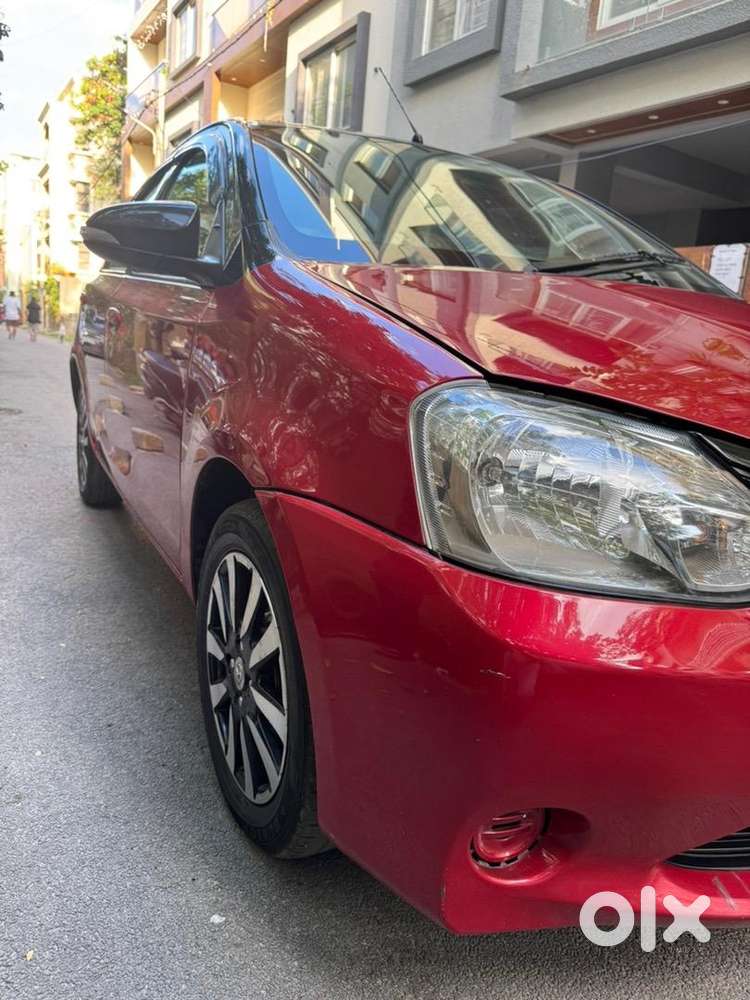 Toyota Etios Liva 2017 Vd Diesel Limited Edition Dual Tone
