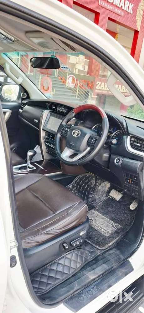 Toyota Fortuner 4x4 At, 2017, Diesel