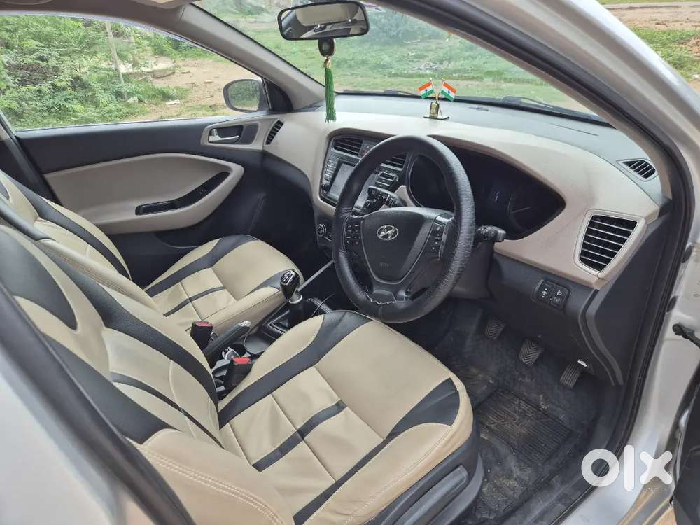 Hyundai New I20 2015 Diesel 130000 Km Driven