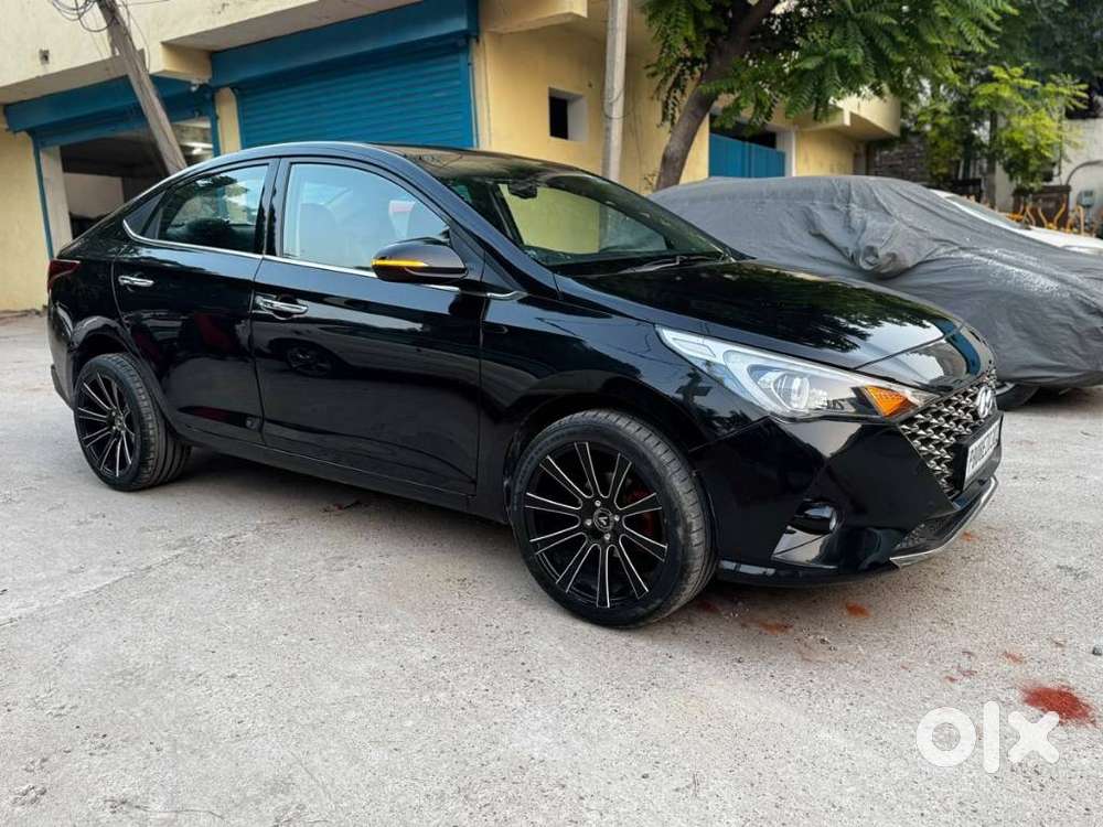 Hyundai Verna 1.5 Sx Petrol Mt, 2022, Petrol