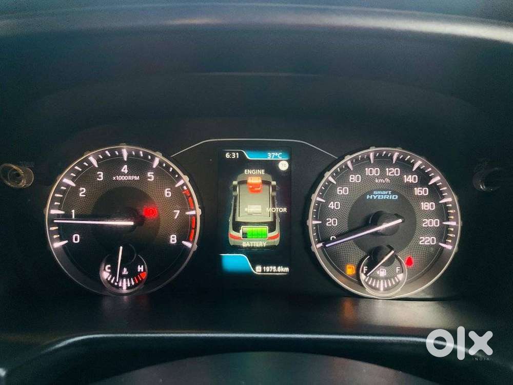 Maruti Suzuki Brezza 1.5 Vxi Smart Hybrid, 2023, Petrol