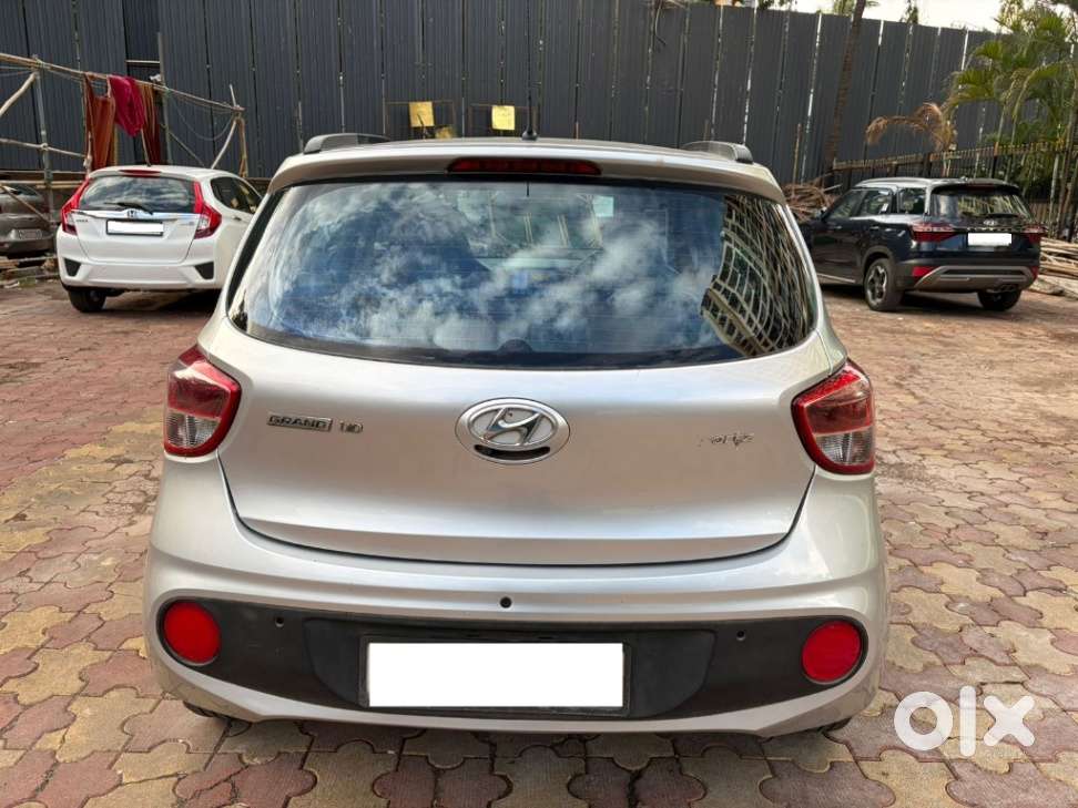 Hyundai Grand I10 Sportz (o) 1.2 At Vtvt, 2018, Petrol