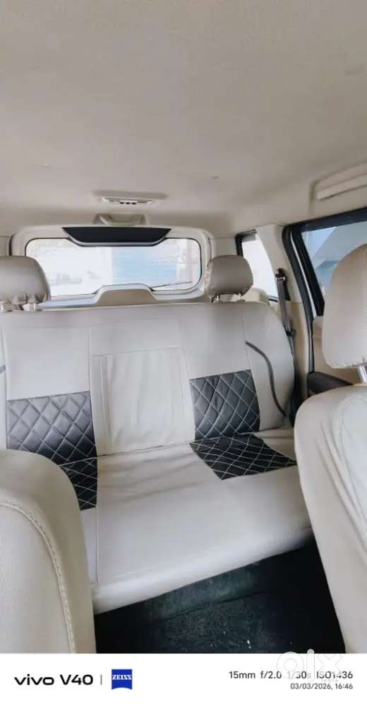 Mahindra Tuv 300 2017