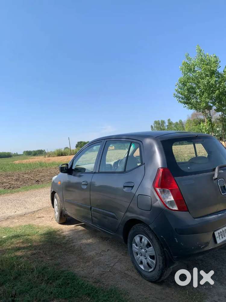 Top Variant With Rear Wiper