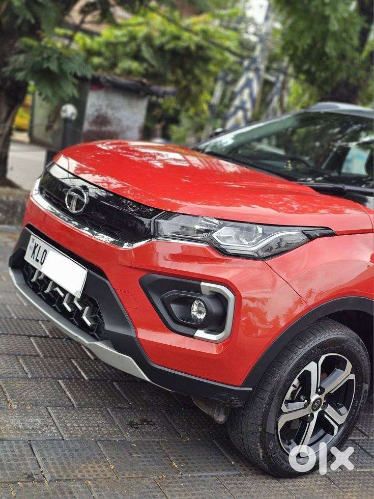 Tata Nexon 1.2 Revotron Xza Plus Dualtone, 2022, Petrol