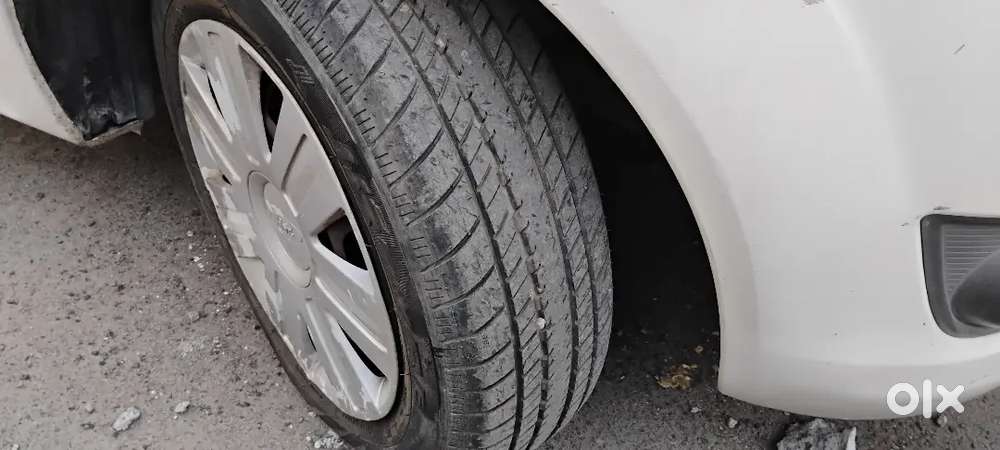 Ford Figo Petrol Exi 2012