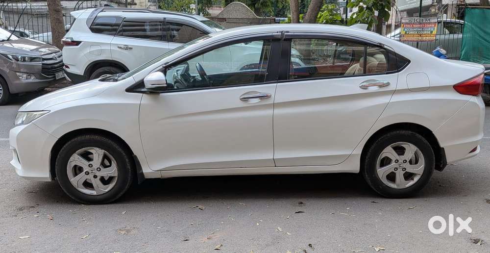 Honda City I-vtec V, 2017, Petrol