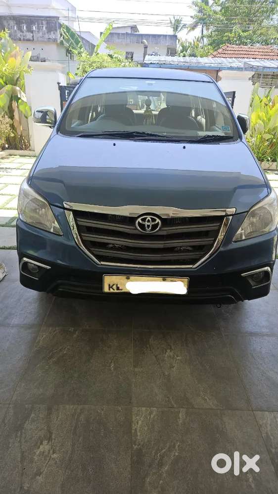 Toyota Innova 2014 Diesel 60904 Km Driven