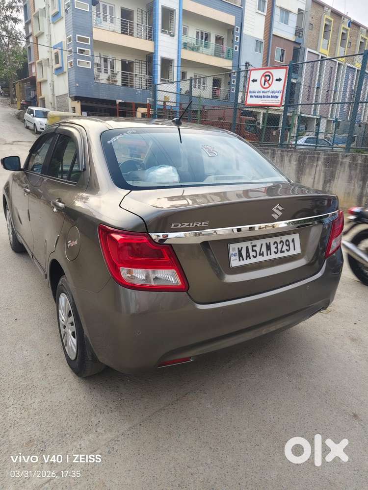 Maruti Suzuki Swift Dzire 1.3 Vxi, 2022, Petrol