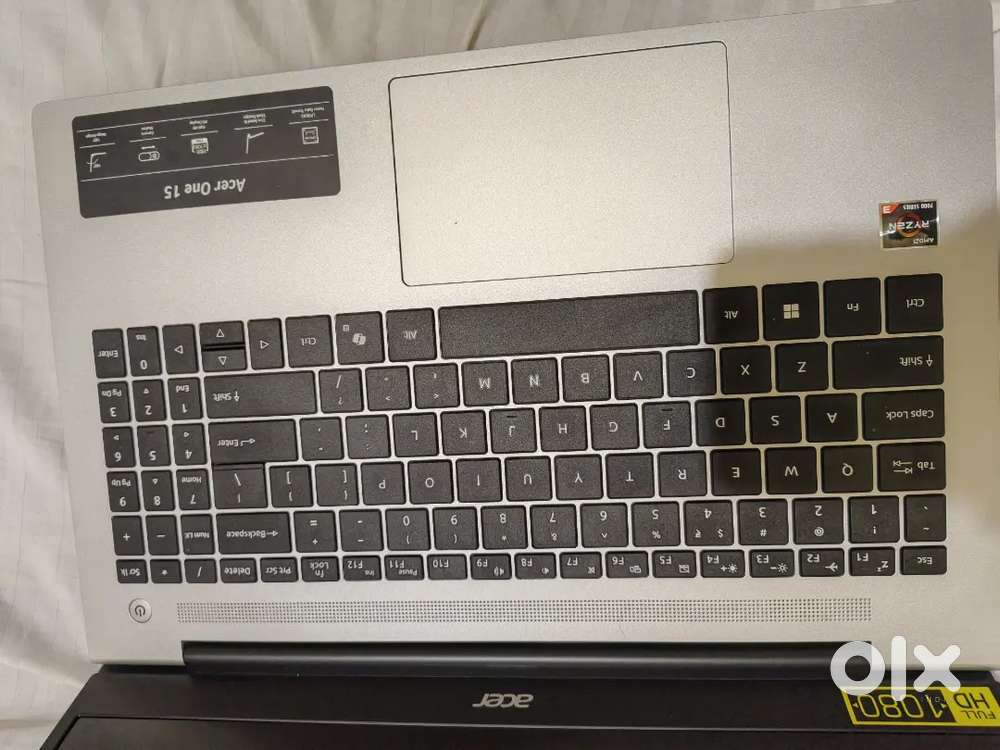 Acer One 15