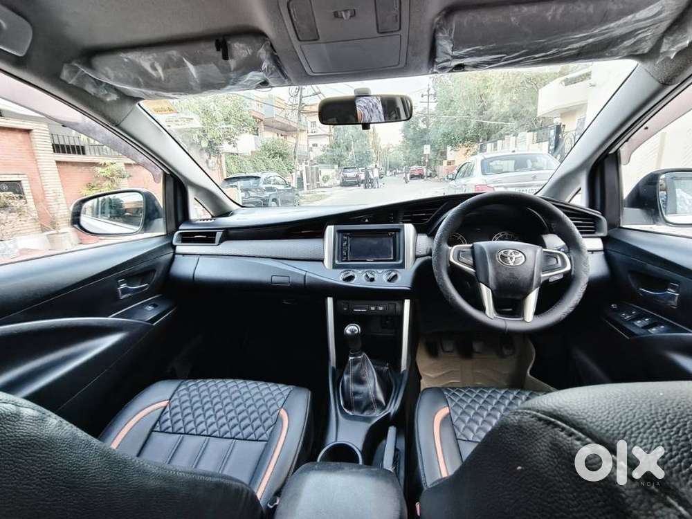 Toyota Innova Crysta 2.4 G Mt, 2017, Diesel