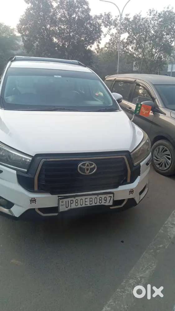 Toyota Innova Crysta 2017