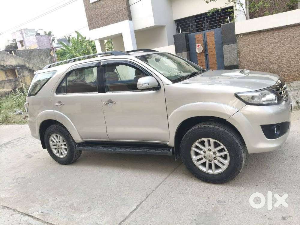 Toyota Fortuner 2011-2016 4x2 Manual, 2014, Diesel