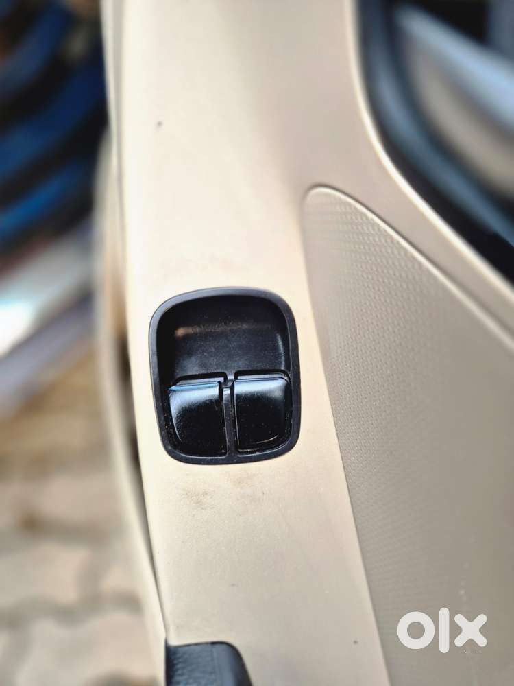 Hyundai Eon Sportz, 2017, Petrol
