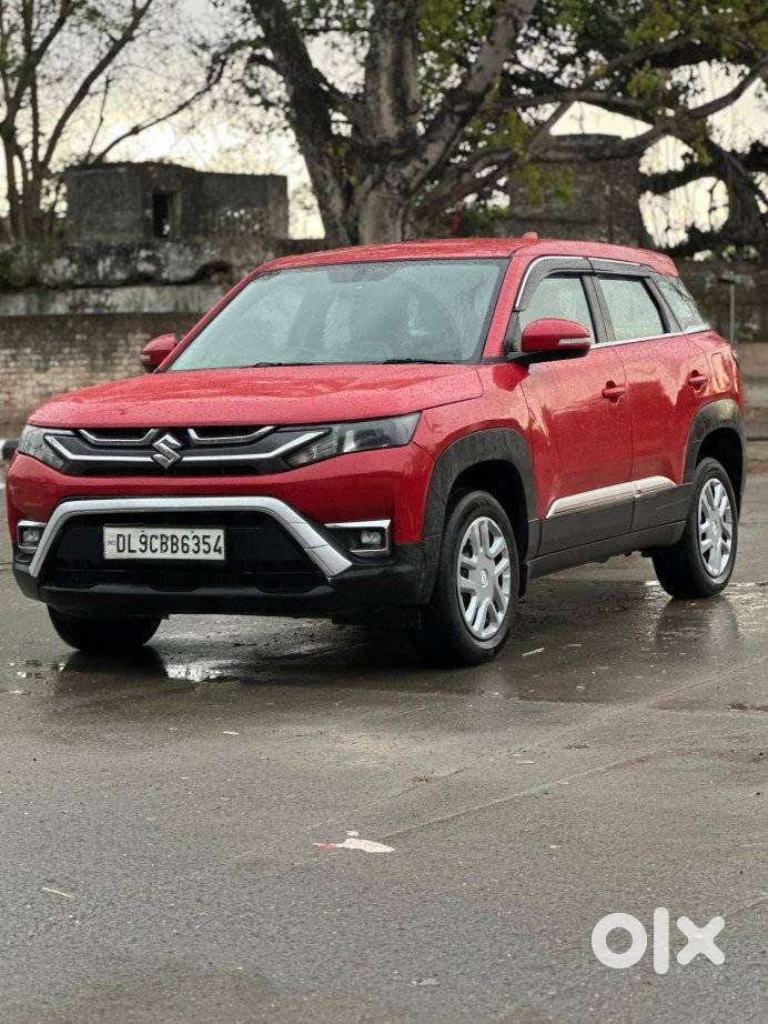 Maruti Suzuki Brezza 1.5 Lxi Cng, 2023, Cng & Hybrids