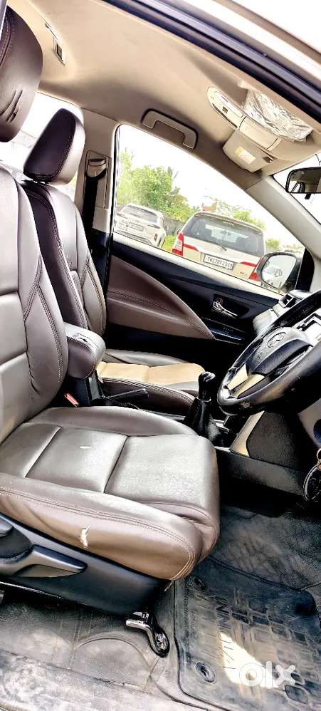 Toyota Innova Crysta 2018