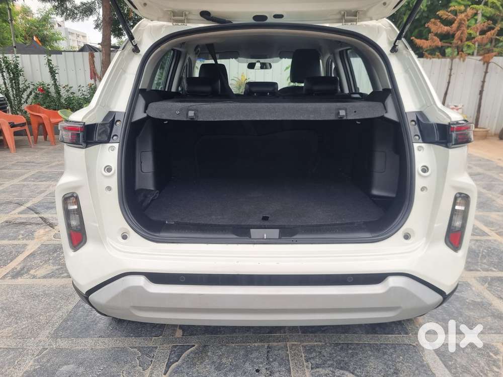 Maruti Suzuki Grand Vitara 1.5 Alpha Smart Hybrid At, 2023, Petrol