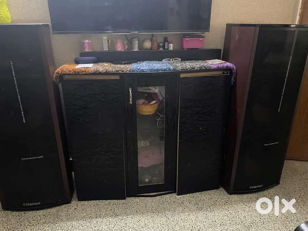 Speakers set