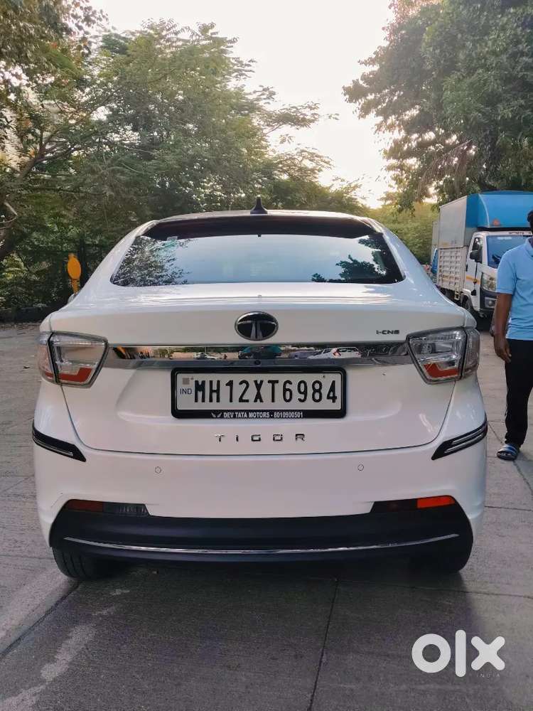 Tata Tiagor 2025 Cng & Hybrids 12705 Km Driven