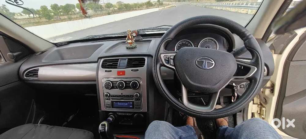 Tata Safari Storme 2016 Diesel 87619 Km Driven