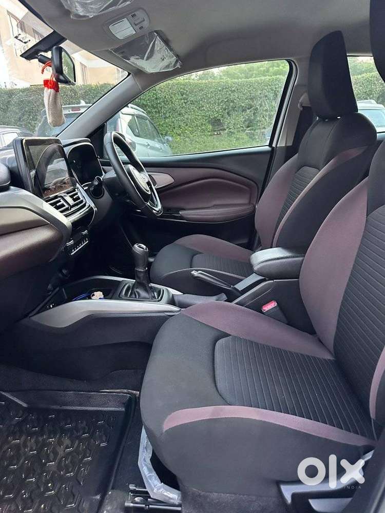 Toyota Urban Cruiser Taisor V 1.0 Petrol Mt, 2025, Petrol