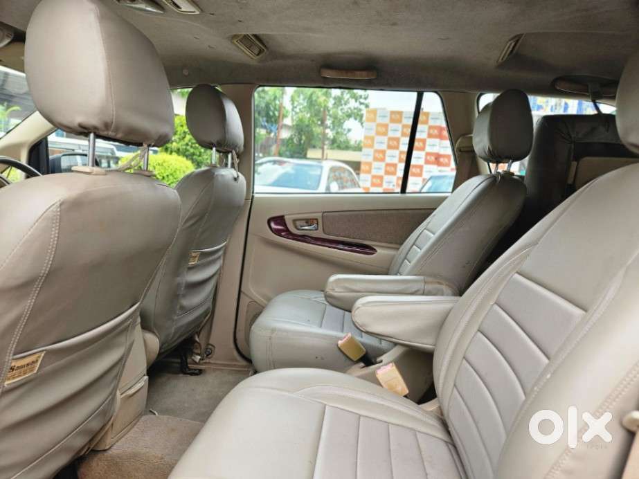 Toyota Innova 2.5 E 7 Str, 2006, Diesel