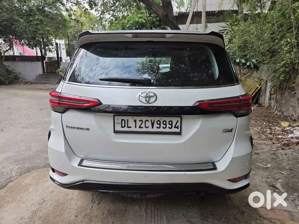 Toyota Fortuner Legender 2023 Diesel Automatic